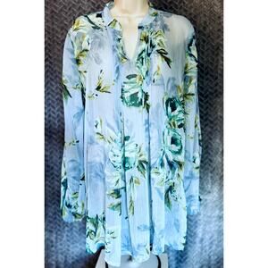 Susan Graver Semi Sheer Sky blue Blouse with Floral Print Colorful Casual Sze L